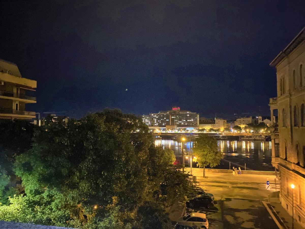 Danube View Artapartment With Balcony Budapeşte Dış mekan fotoğraf